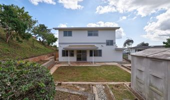 2222 Apoepoe St, Pearl City, HI 96782