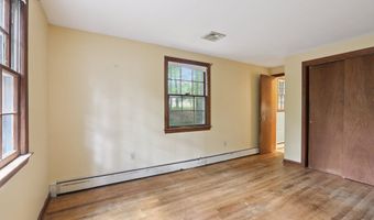 10 New Light Dr, Danbury, CT 06810