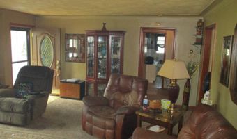 230 S Division St, Auburn, IN 46706