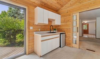 27 CARIBOU Ct, Appleton, WI 54911