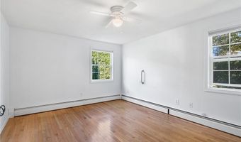 31 Conifer Dr, North Providence, RI 02904