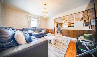 25 Eighth St, Auburn, ME 04210