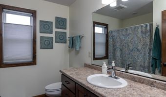 W5724 JOCHMANN Drive, Appleton, WI 54915