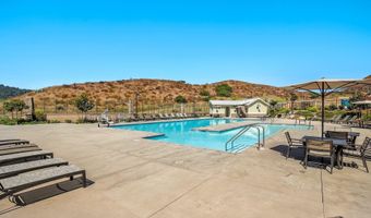 216 Oberlander Way, Fallbrook, CA 92028
