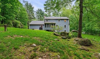 9 Candlewood Dr, Amherst, NH 03031