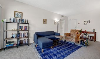 5349 Newcastle Ave 42, Encino, CA 91316