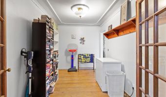 260 Renfrew Ave, Adrian, MI 49221