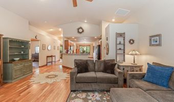 2354 NW Summerhill Dr, Bend, OR 97703