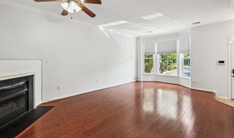 20 HARBOUR HEIGHTS Dr 20, Annapolis, MD 21401