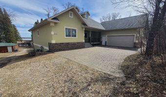 733 Minot Bch, Bottineau, ND 58318