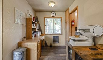 35429 McCartie Ln, Bonanza, OR 97623