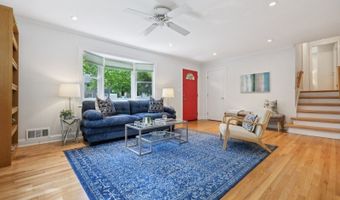 3 N Ridge Rd, Livingston, NJ 07039