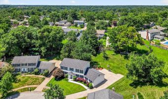 291 Oak Path Ct, Ballwin, MO 63011