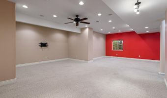 2850 Lee Marie Dr, Adrian, MI 49221