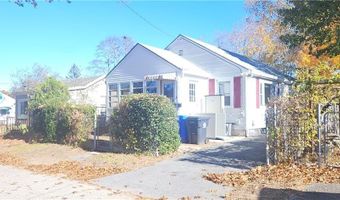 5 Booth Ave, East Providence, RI 02915