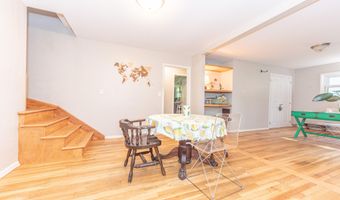 275 Highlake Ave, Ann Arbor, MI 48103
