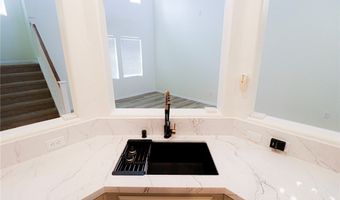 1510 Plaza Centre Dr 105, Las Vegas, NV 89135