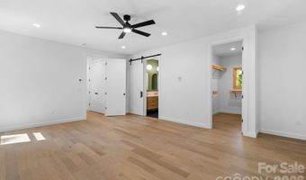 35 Grindstaff Dr, Asheville, NC 28803