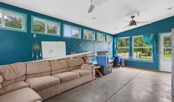 512 N D St, Albia, IA 52531
