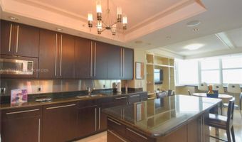 20201 E Country Club Dr 901, Aventura, FL 33180