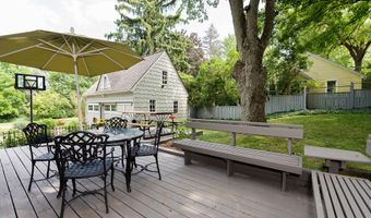 4951 W Liberty Rd, Ann Arbor, MI 48103