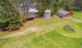 2072 Walnut St, Albertville, AL 35950