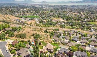 3331 W BEAR CANYON Ln N, Cedar Hills, UT 84062