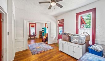 204 S Main St, Ashley, OH 43003