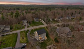 58 Village Place Dr, Barrington, NH 03825