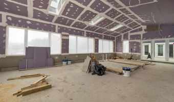 40 Dunbarton Center Rd, Bow, NH 03304