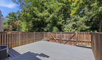 6124 OLD BRENTFORD Ct, Alexandria, VA 22310