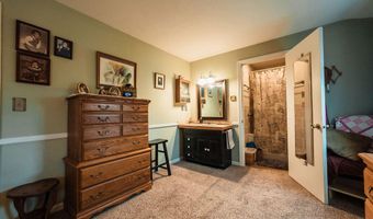 3 Mathews Ave, Bath, ME 04530