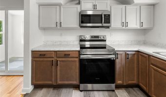 1121 Danforth St, Alton, IL 62002
