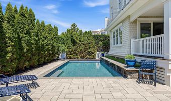 162 75th St, Avalon, NJ 08202