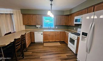 1446 SE Audubon Dr SE, Aiken, SC 29801