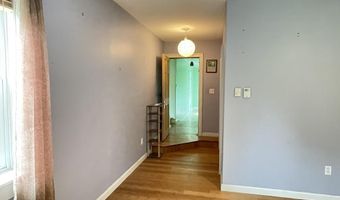 45 Seaview Ter, Belfast, ME 04915
