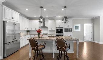 28 VANDIVER, Acworth, GA 30101