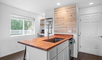 1542 12th St, Benton City, WA 99320