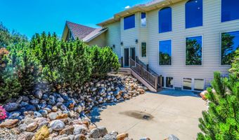 2410 Quail Run Blvd, Aberdeen, SD 57401