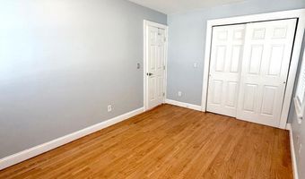 33 Livingston Ave, Avenel, NJ 07001