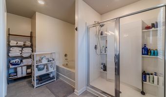 493 Park W Blvd, Athens, GA 30606