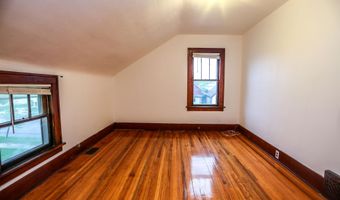 805 NE 1st Ave, Aberdeen, SD 57401