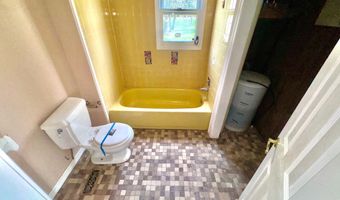 1234 Mathews Dr, Blakeslee, PA 18610