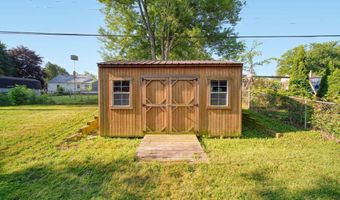 2095 Harold St, Adrian, MI 49221