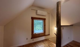 16 Germain St, Burlington, VT 05401