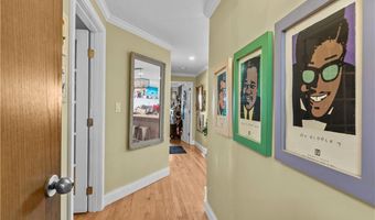 1204 Capella S St, Newport, RI 02840