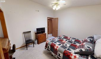 1389 GLENWOOD Dr, Brookings, OR 97415