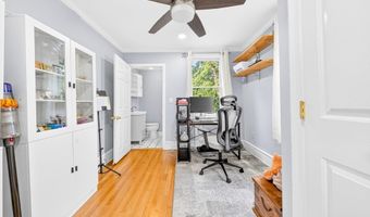 74 Rhinecliff St, Arlington, MA 02476