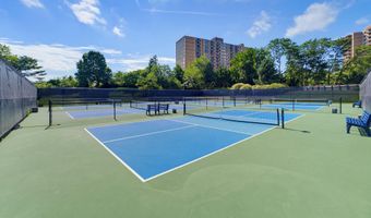 203 YOAKUM Pkwy 910, Alexandria, VA 22304