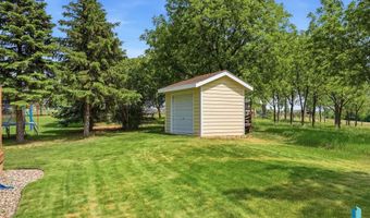 425 Kringen Ave, Baltic, SD 57003